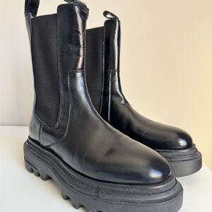 Alex Lug Sole Chelsea Boot (Women)